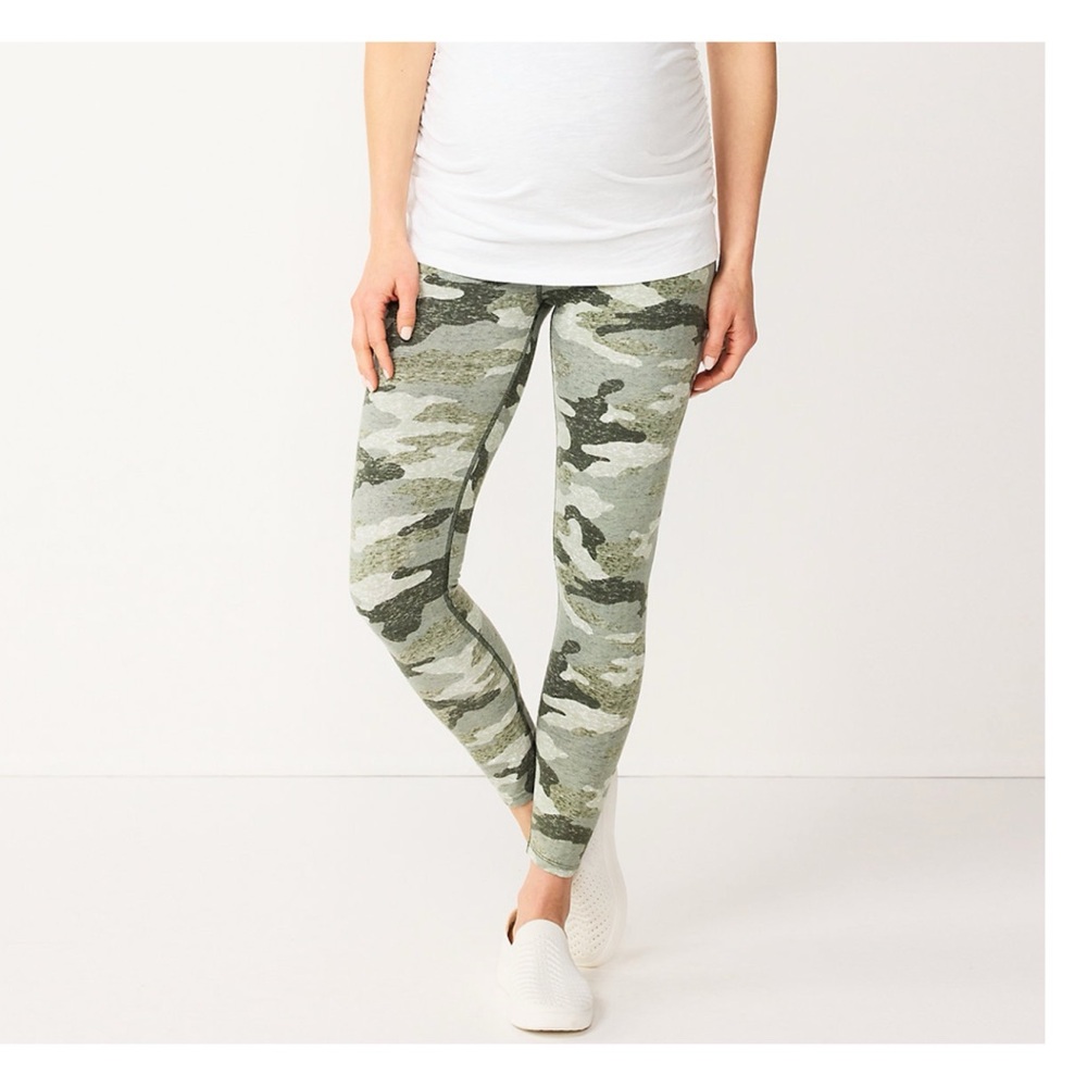 NWT Maternity Sonoma Full Belly Panel Leggings Green Camo Size XS